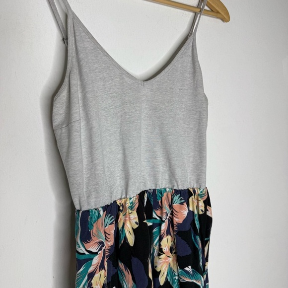 Roxy Gray Floral Print Tank Dress Women’s Size Small - Picture 6 of 6